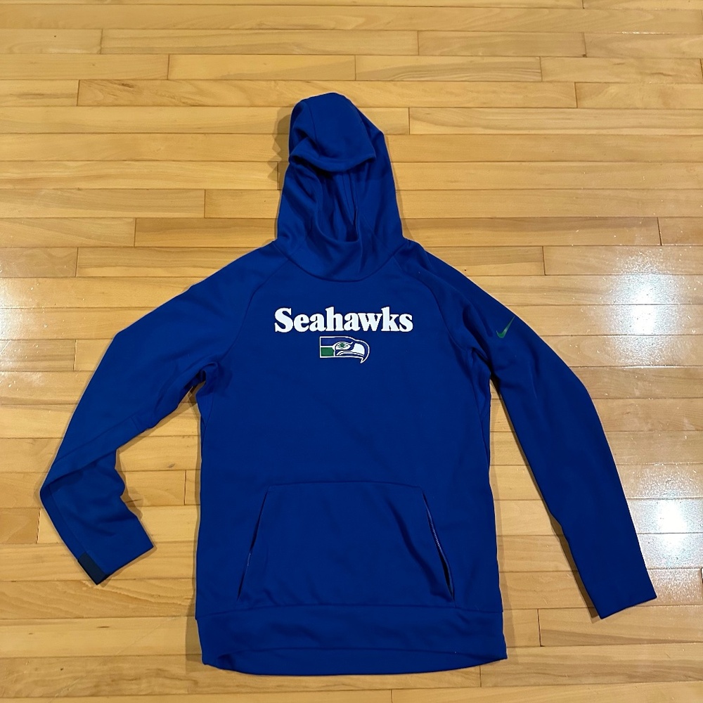 Retro Nike Seahawks sweatshirt